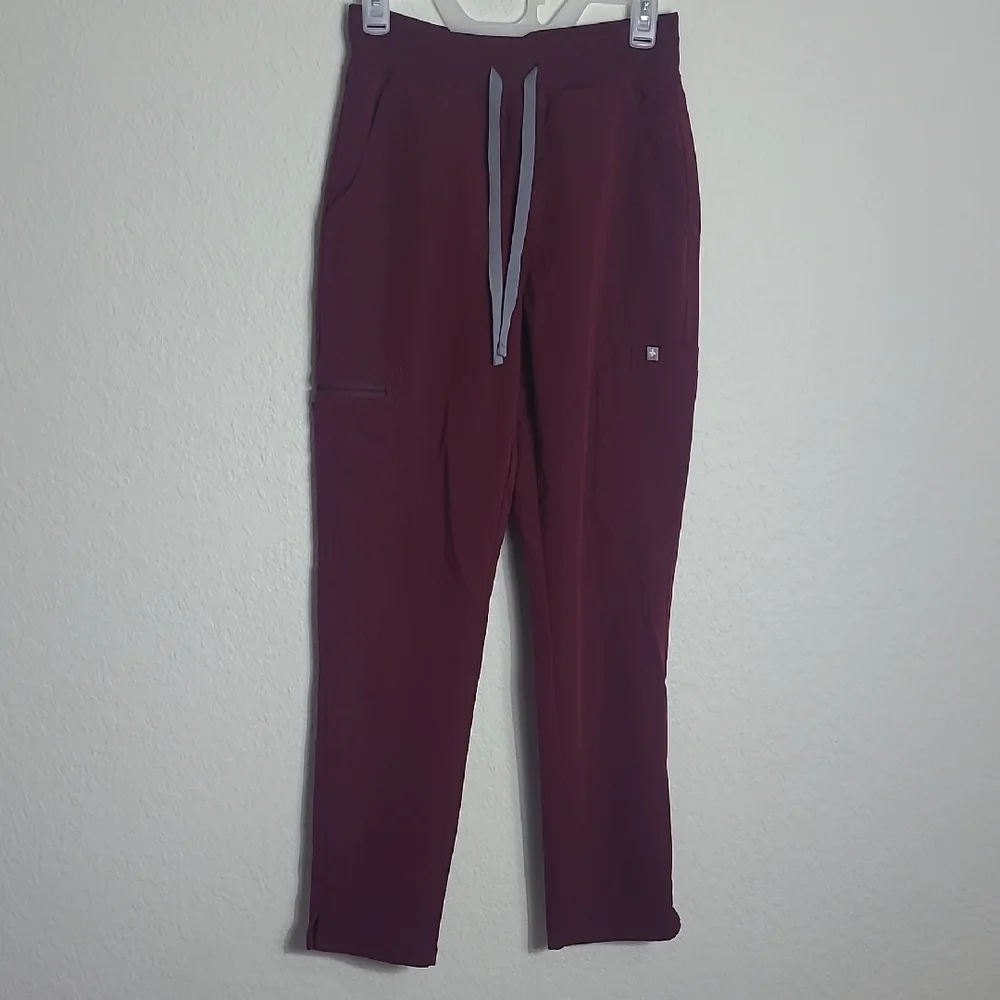 Figs Men's Maroon Joggers Scrubs with Gray Drawstring Size S
